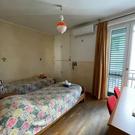 Anna Bed and breakfast 3*