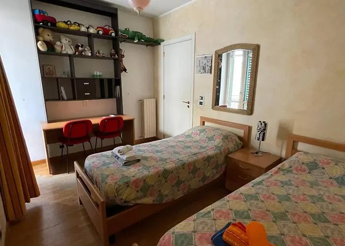 Anna 蒙泰斯卡廖索